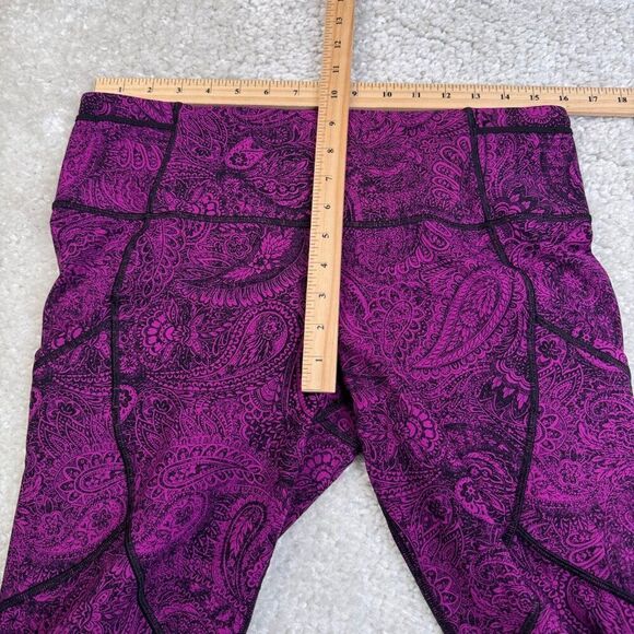 Lululemon Outrun Crop Purple Mesh Paisley Print - Picture 9 of 12